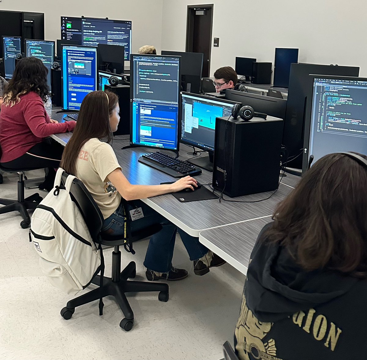 Cecy De La O tweet media