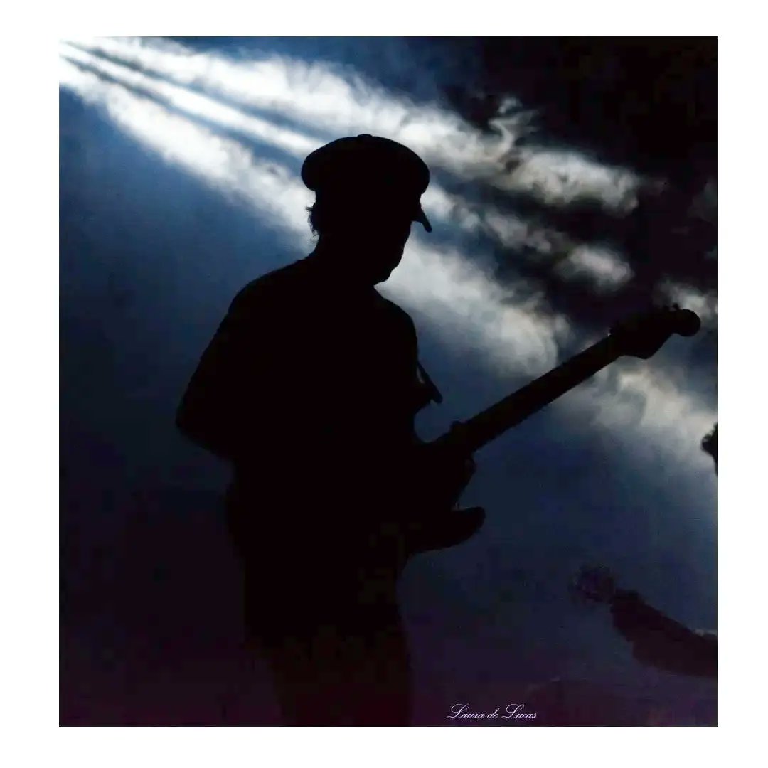 Luis Cruz con su grupo #LuisCruzYLaFurgoBand, uno de los mejores guitarristas de rock que tenemos 🤘🏻 y un gran tipo