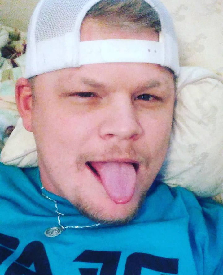 Kiloswavey87's tweet photo. Really you wouldnt sit on this face ? https://t.co/DrRqF7llRj