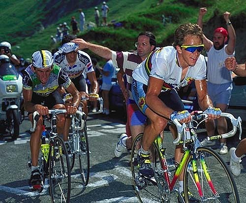 josean0728's tweet photo. Luz Ardiden,la montaña mágica de los españoles en los 80
#TDF1990 https://t.co/nFAK8gnPLI