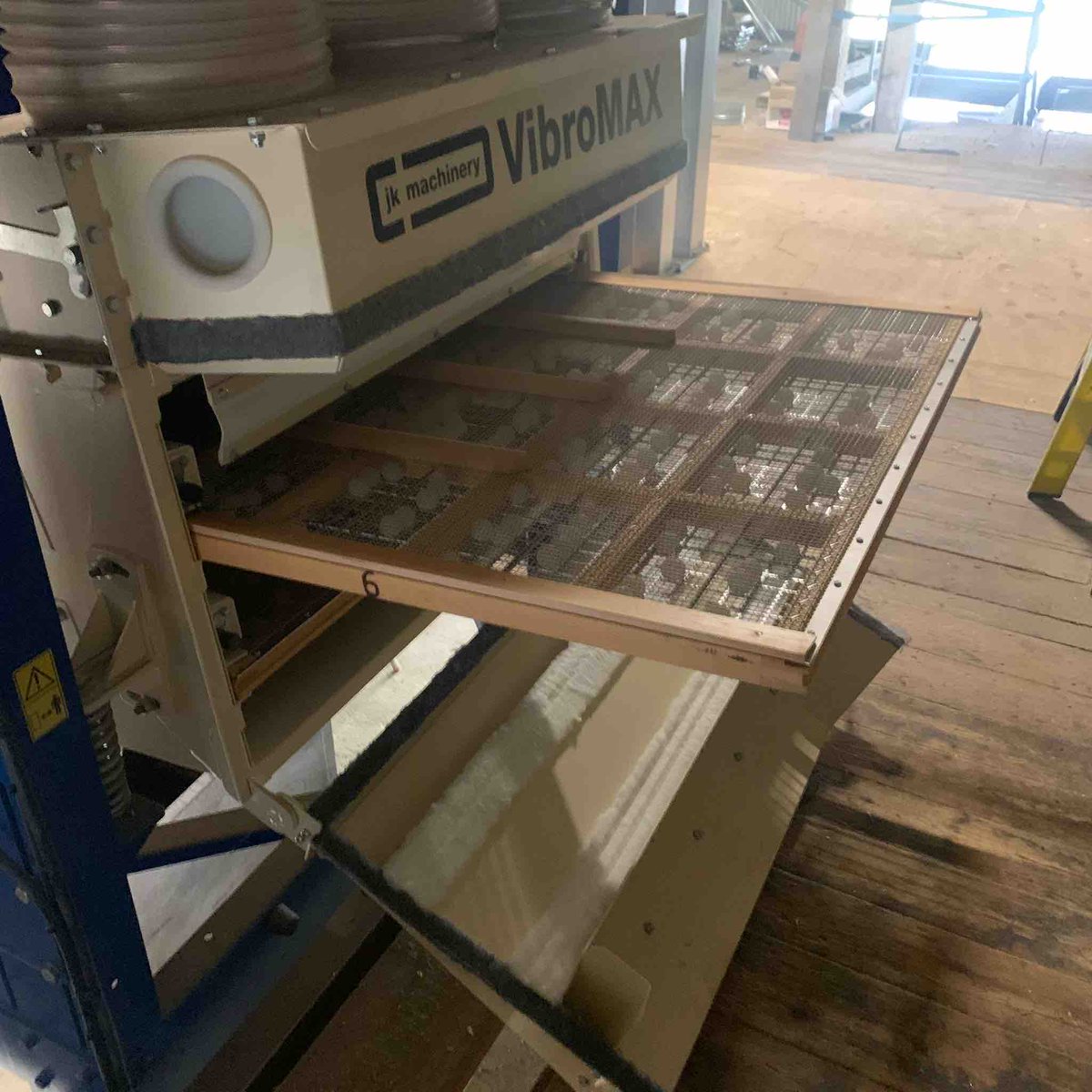 McArthur_Agri's tweet image. A new JK Machinery JCM 10122 VibroMAX vibrating sieve cleaner, installed in a new grain cleaning plant in the east of England. The machine has been installed with a CIMBRIA de-awner and includes both inlet and outlet aspiration. #graincleaning #grainsorting #harvest2023