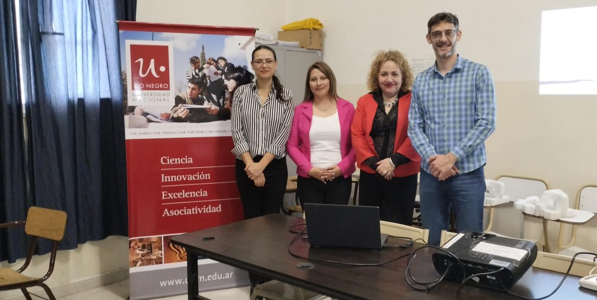 unrnvalle's tweet photo. #OrgulloUNRN |👩🎓Nueva graduada de la Lic. en Criminología y Ciencias Forenses de la #UNRN
🎓Flavia C. Cordoba se recibió con su TFG "Aproximación teórica a los transfemicidios y travesticidios como crímenes de odio ejercidos por masculinidades en Argentina"
Felicitaciones❗ https://t.co/b09RrM33D5