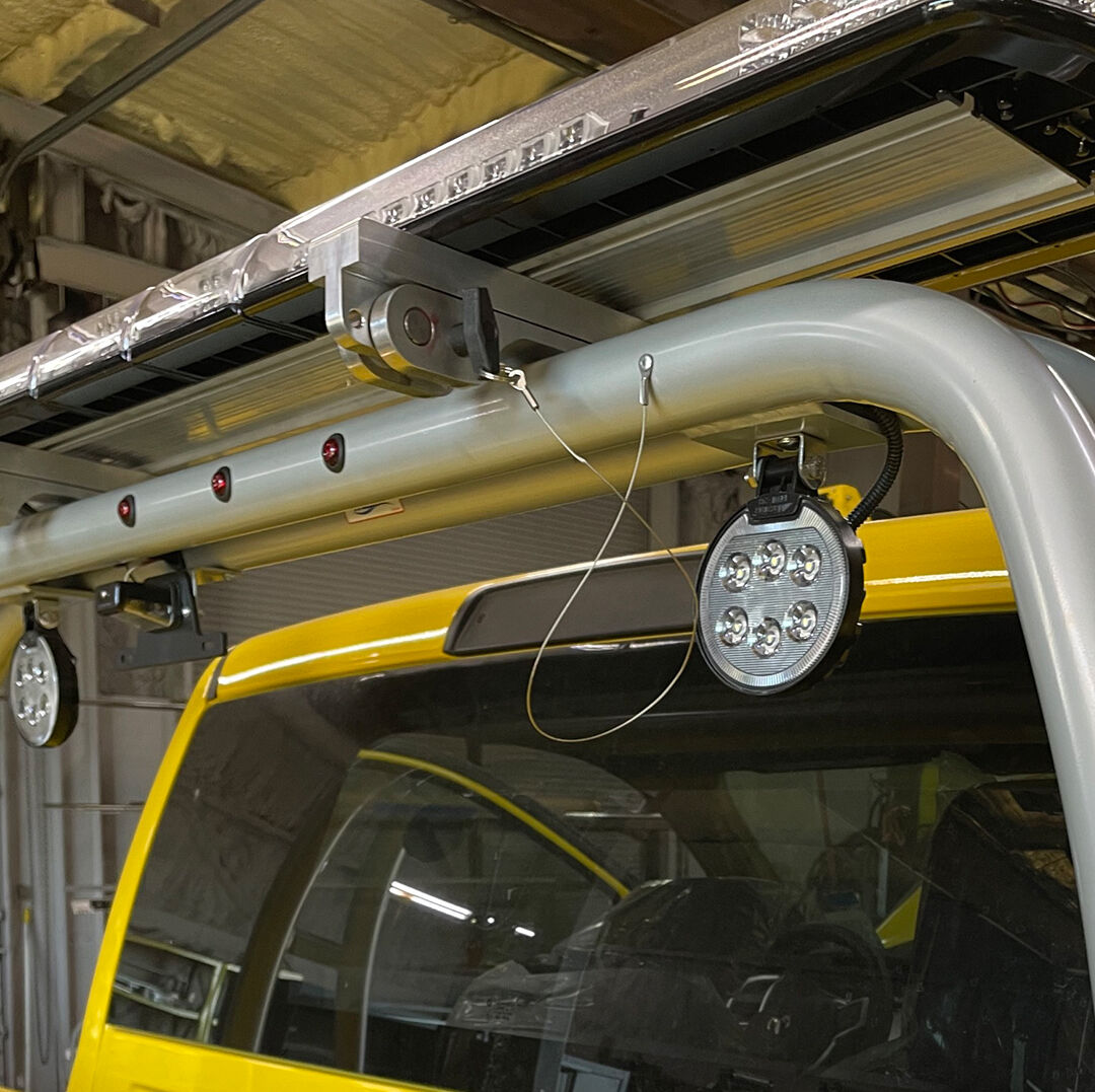 maxxima's tweet image. Revamp your truck with the Round 1,400 Lumen 6 LED Work Light—a must-have for conquering the night. This reliable companion ensures you're always ready for any task. Illuminate your path to success! bit.ly/46DjoJO #TruckUpgrades #LEDWorkLight #TruckLife #TruckTech