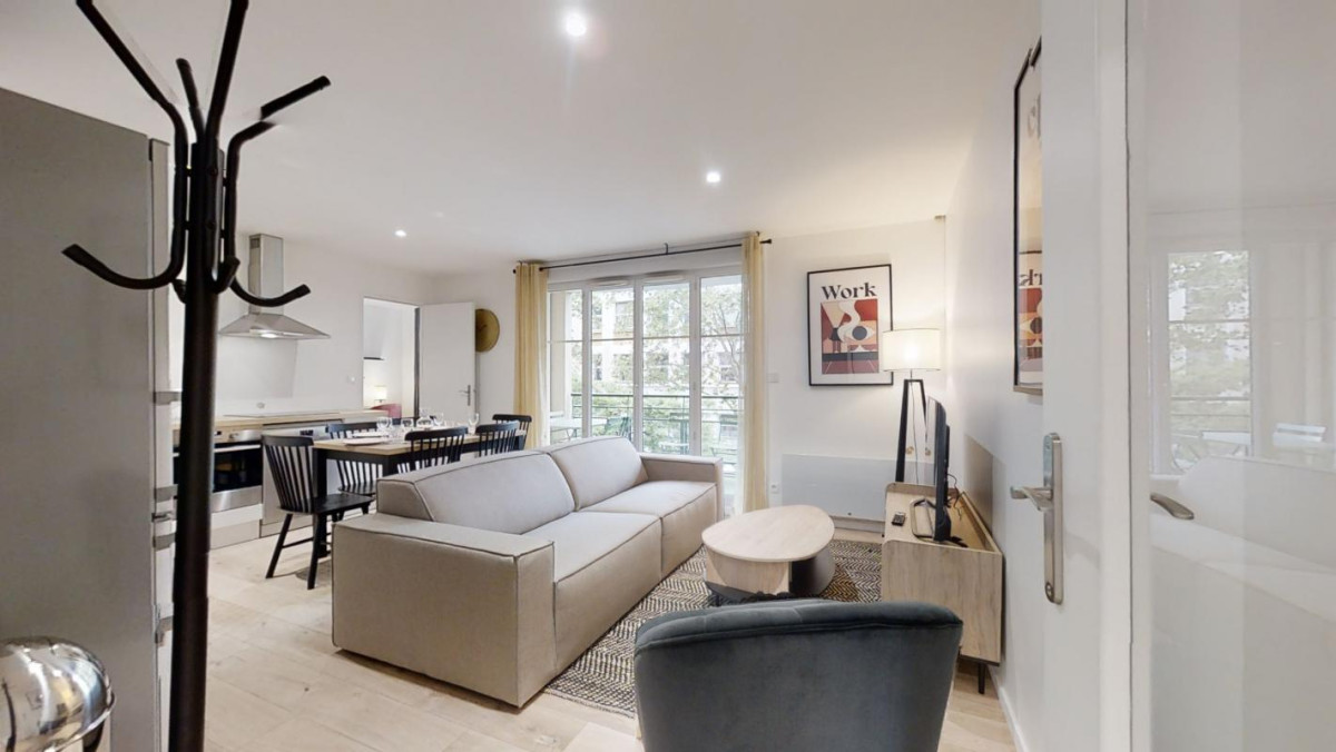 ImmoJeune's tweet photo. [Coup de coeur ❤] #Lyon #Offre #LogementEtudiant #Colocation #Immo Etudiant à Lyon et vous cherchez un logement ? Découvrez cette superbe colocation disponible sur ImmoJeune 👌 ! Déposez votre candidature ici --> https://t.co/6zWd5f6luH https://t.co/9ei7WI3gSK