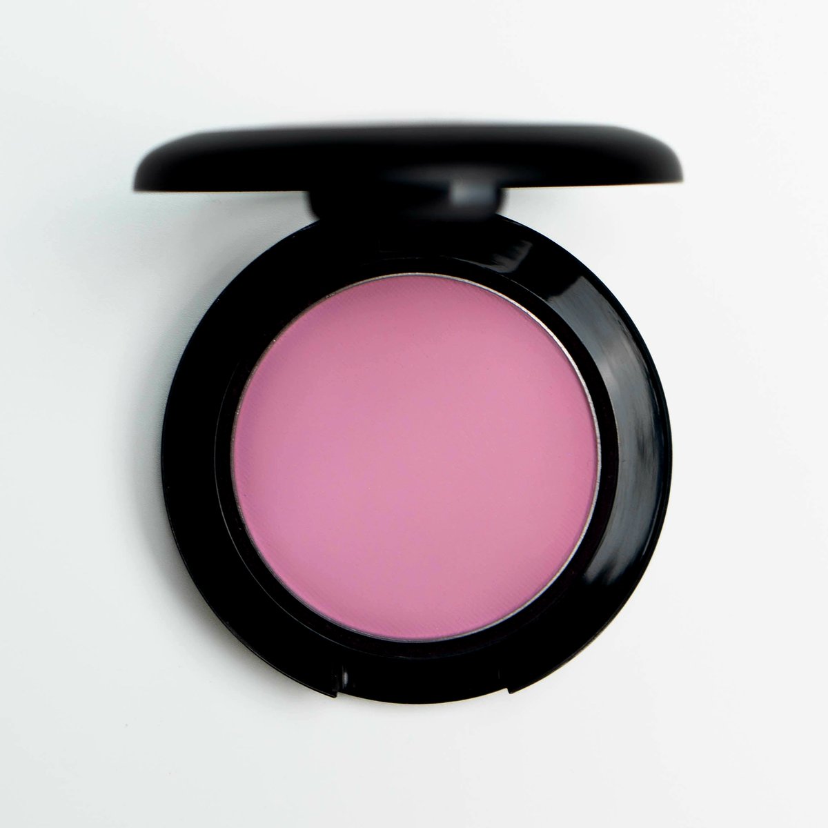 CxcBeauty's tweet photo. Do you like the Dior Rosy Glow Blush color, but maybe not the price? Try Cheeky from CXC Beauty! Although not a dupe formula wise, our true matte pigmented blush, infused with green caviar oil (seaweed) and Ruby Extract,  will be sure to give those cheeks a beautiful flushed look! Not only can you pick up the full component for only $28, you can also purchase just the pan for $18!!