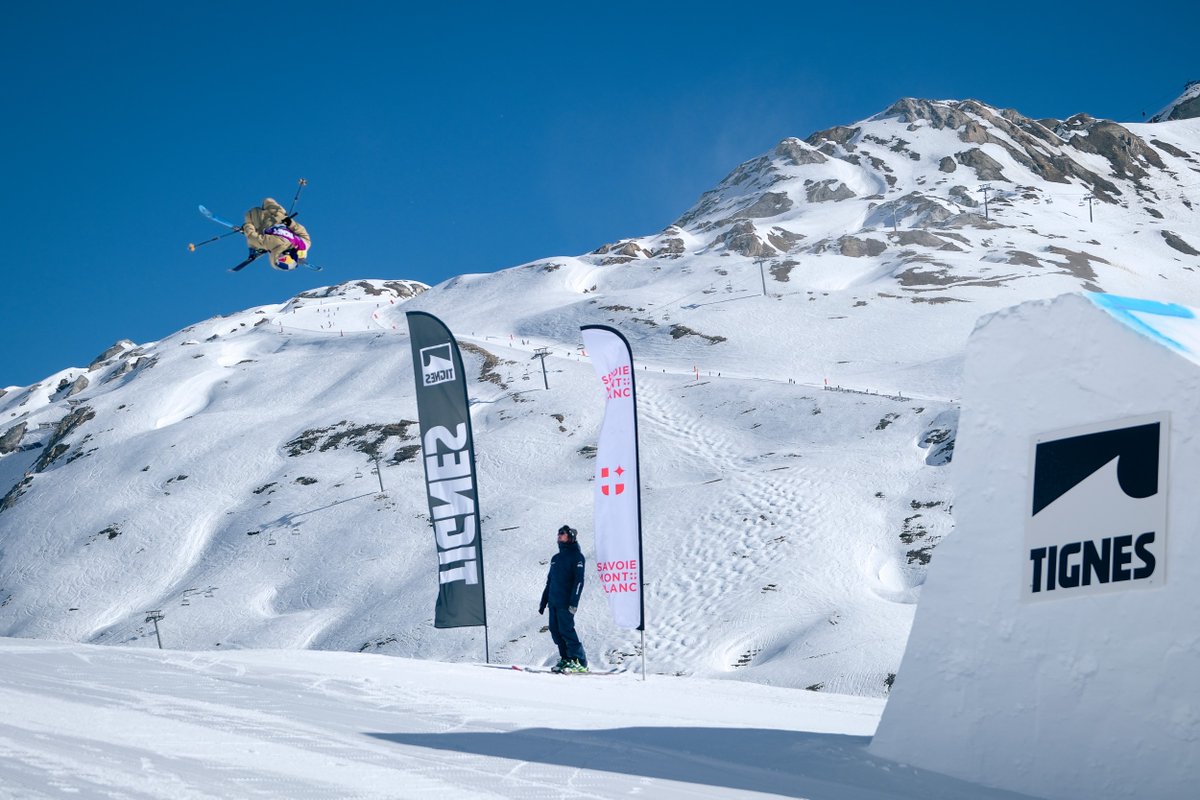 TignesOfficiel's tweet photo. #WORLDCUP

RDV AVEC LE GRATIN DU #SKI #FREESTYLE À #TIGNES EN MARS 2024 🔥 :
_Ski Big Air en nocturne 13-15 mars 2024 (inédit)
_Ski Slopestyle 14-16 mars 2024 
pour la 3ème édition du festival #MOUNTAINSHAKER

https://t.co/jait08dPU3

#slopestyle #freeride #event #sport https://t.co/PBnCACoFph