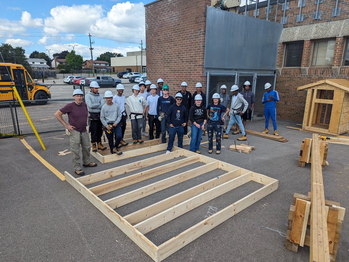 HabitatHMD's tweet image. Construction is underway for our Tiny Home Build Project for the 2023-2024 school year!

Stay tuned for more updates but here are some sneak peeks from Brampton Centennial Secondary School!

#tinyhomes #projectbuild #students #affordablehousing #habitat