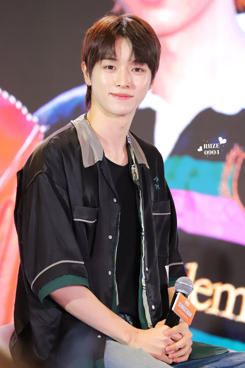 riize__0904's tweet photo. 230926 

#RIIZE #라이즈
#ShopeexRIIZE_Fansign
#SUNGCHAN #성찬 https://t.co/yZiow8dEYQ