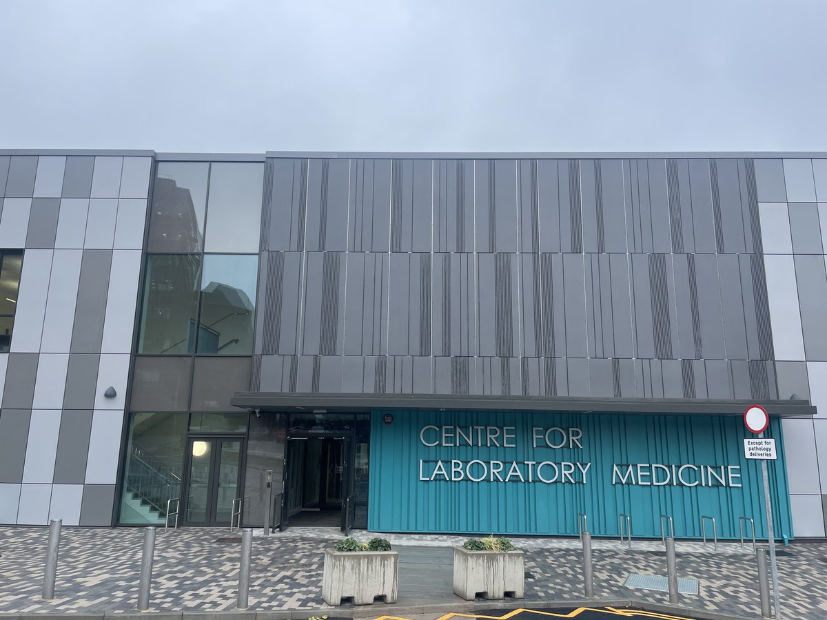 LeedsHospitals's tweet photo. Set to benefit patients across West Yorkshire and support our teams in delivering high-quality care, we’re excited today to officially open our brand-new state-of-the-art facility, the Centre for Laboratory Medicine at our St James's site. #BTLW #BuildingTheLeedsWay. https://t.co/H7vLBLXvVd