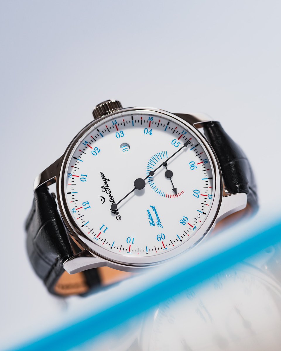 TheBlueCoLondon's tweet photo. The iconic single-handed watch is given a second hand for the first time with the @MeisterSingerMS Primatic, showcasing the power reserve above the 6 o'clock position. Whilst the second hand is unusual for MeisterSinger, the Primatic retains the brand's distinctive design. https://t.co/v8M4nLIRCz