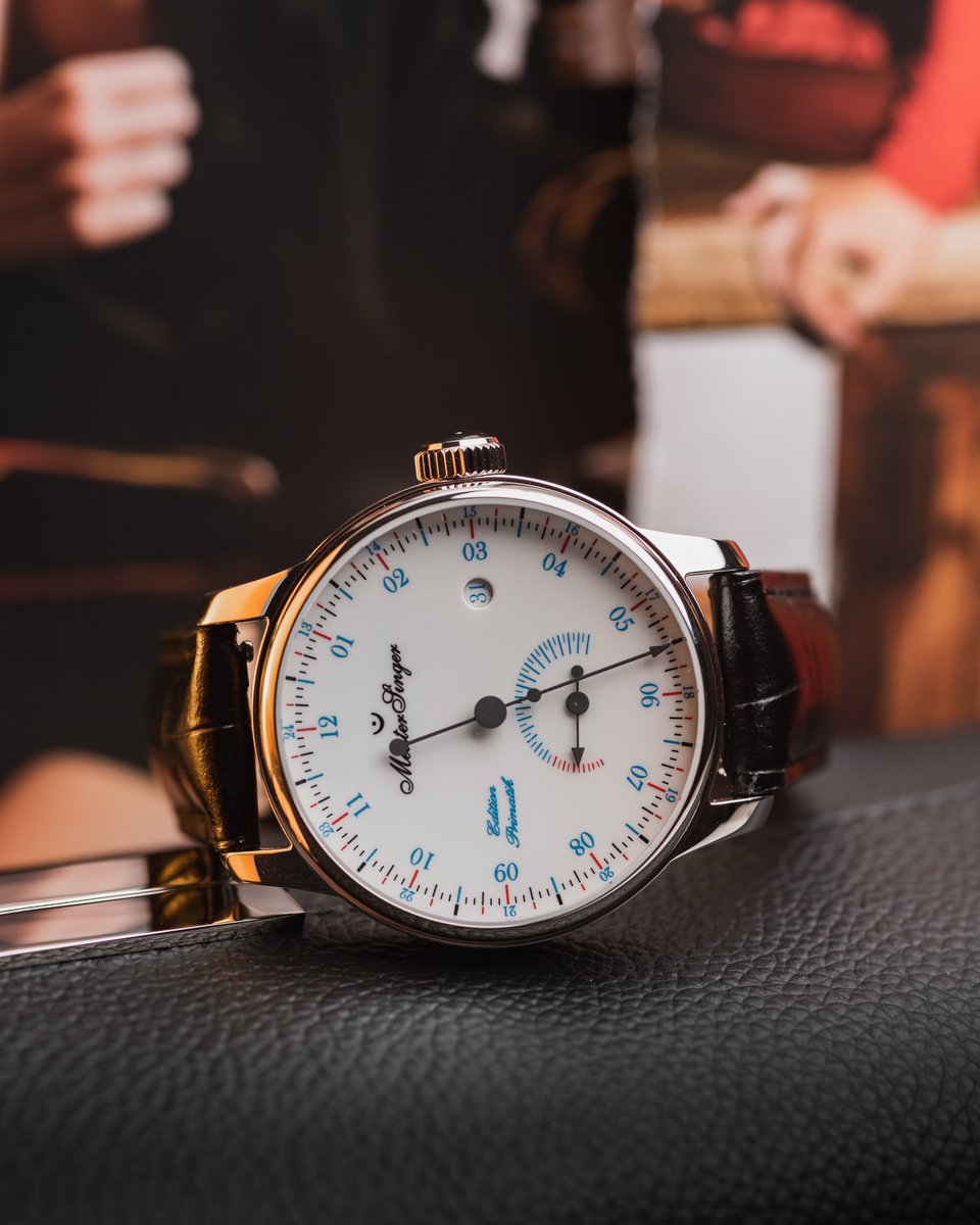 TheBlueCoLondon's tweet photo. The iconic single-handed watch is given a second hand for the first time with the @MeisterSingerMS Primatic, showcasing the power reserve above the 6 o'clock position. Whilst the second hand is unusual for MeisterSinger, the Primatic retains the brand's distinctive design. https://t.co/v8M4nLIRCz