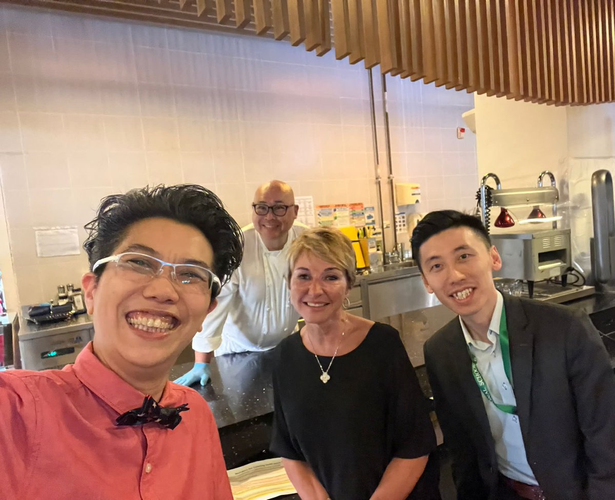 HChartwell50154's tweet photo. Great work! 
@HeadHarrowHK 
@Harrow_HK https://t.co/9aMYQ4rIRd