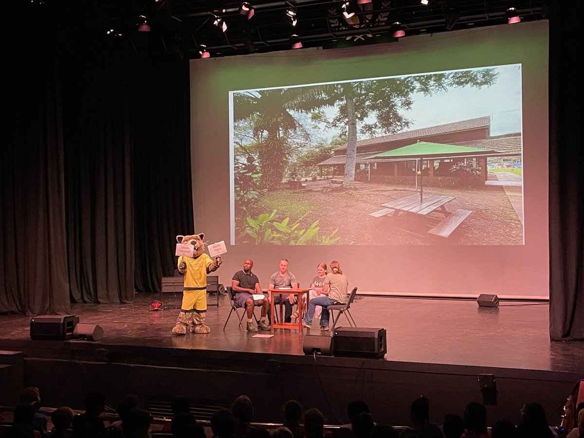 ISU_Seniors's tweet photo. Building #ISUCommunity and #ISUBelonging with our Middle School Assembly today - we had #ISUGrade7 and #ISUGrade8 singers, musicians and actors and a #ISUGrade6 subject spotlight on #ISUSciences. And we had a special round of APPAWS to recognise students who are kind #ISULeopards https://t.co/3JMD89lnU1