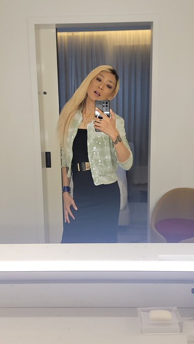 Feeling cute  #trans #nonbinary #ladyboy #crossdress #transfeminine #transgender https://t.co/4K8v8u<a href="/tag/trans"class="tags">#trans</a><a href="/tag/nonbinary"class="tags">#nonbinary</a><a href="/tag/ladyboy"class="tags">#ladyboy</a><a href="/tag/crossdress"class="tags">#crossdress</a><a href="/tag/transgender"class="tags"><span>#transgender</span></a><a href="/tag/transfeminine"class="tags"><span>#transfeminine</span></a>