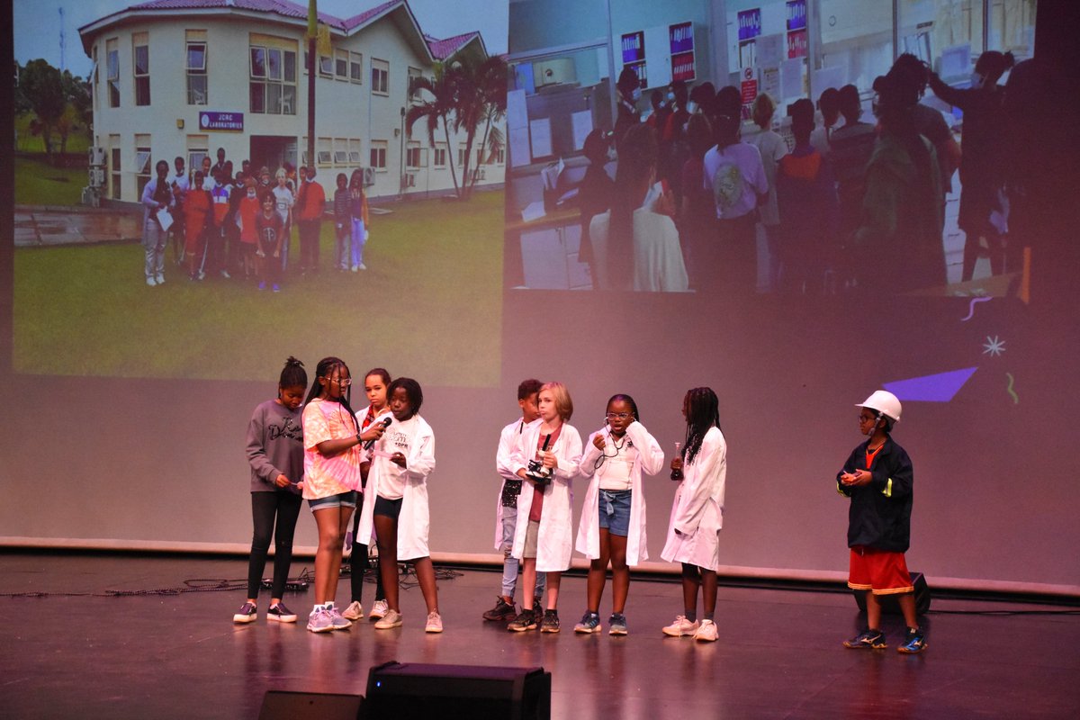 ISU_Seniors's tweet photo. Building #ISUCommunity and #ISUBelonging with our Middle School Assembly today - we had #ISUGrade7 and #ISUGrade8 singers, musicians and actors and a #ISUGrade6 subject spotlight on #ISUSciences. And we had a special round of APPAWS to recognise students who are kind #ISULeopards https://t.co/3JMD89lnU1