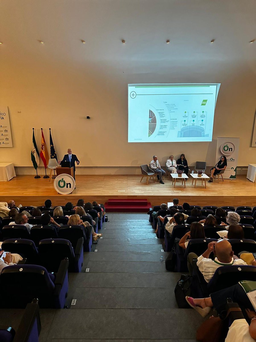 #IAVANTEsimulación participa en la jonada #serFormación celebrada en <a href="/HUReinaSofia/">Hospital Universitario Reina Sofía</a> con un taller de Debriefing y  en una mesa sobre formación en <a href="/saludand/">Consejería de Salud y Consumo</a> <a href="/AguadoJavier/">Javier Aguado Campos</a> <a href="/angelahr00/">Angela Hernandez</a>