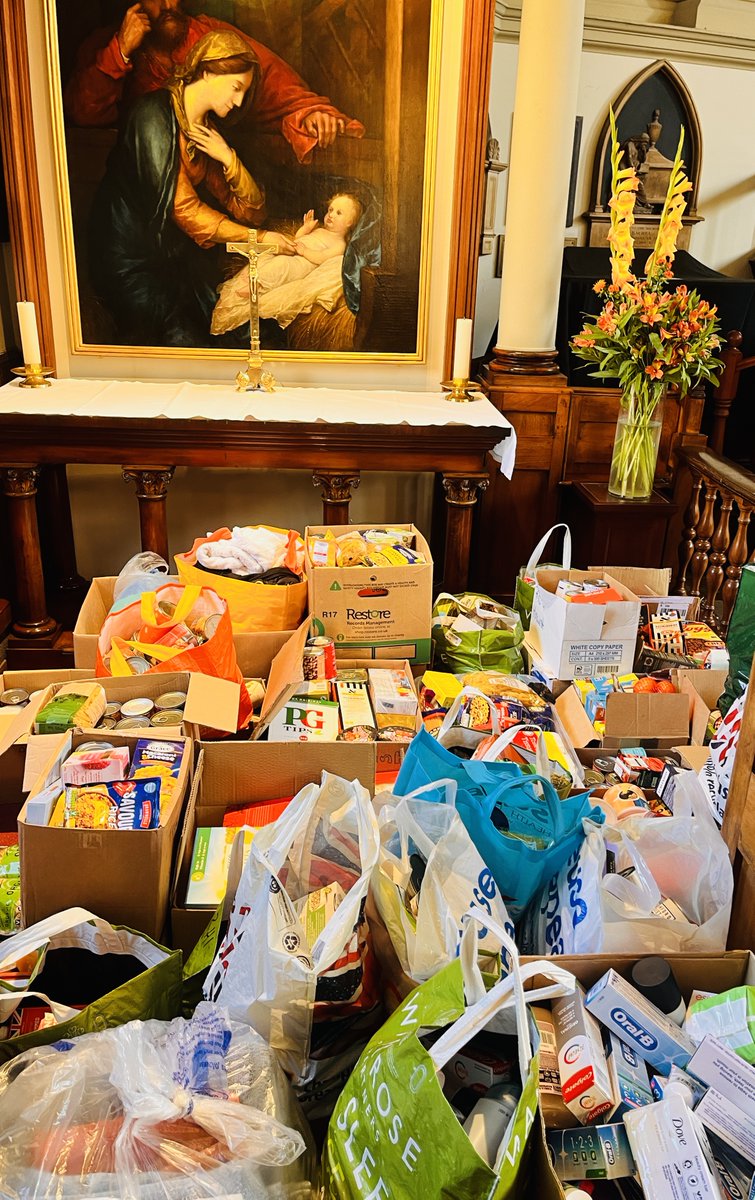 StMarylebone's tweet photo. Thanks to the amazing Student Leadership Team for organising the Harvest Festival House competition. Donations going to The Marylebone Project # Harvest #harvestfestival #maryleboneproject @St_Marylebone_ @MarylebonePrjct https://t.co/2SKfIpeBgk