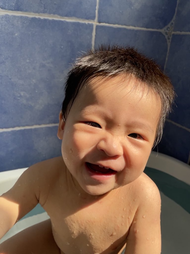 Rachel202066's tweet photo. Why is the number of views of my tweets so low? Is my son cute? https://t.co/9DQd5aVeNs