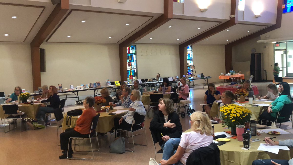 BroAJK's tweet image. About 20 of us gathered at Cincinnati @CatholicLibrary chapter meeting