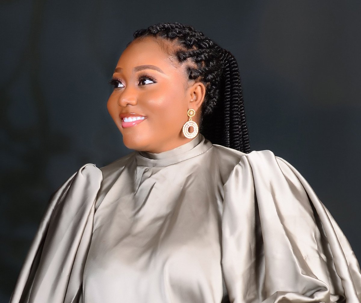 Shenge_z's tweet photo. Many women are excellent
But you surpass them all
Happy birthday my dear wife Iwuese Deborah Michael, the CEO of DM Secrets cakes and pastries may your lines continue to fall in pleasant places.
#StarFarmer
#DMSecrets https://t.co/1heiHotWZr