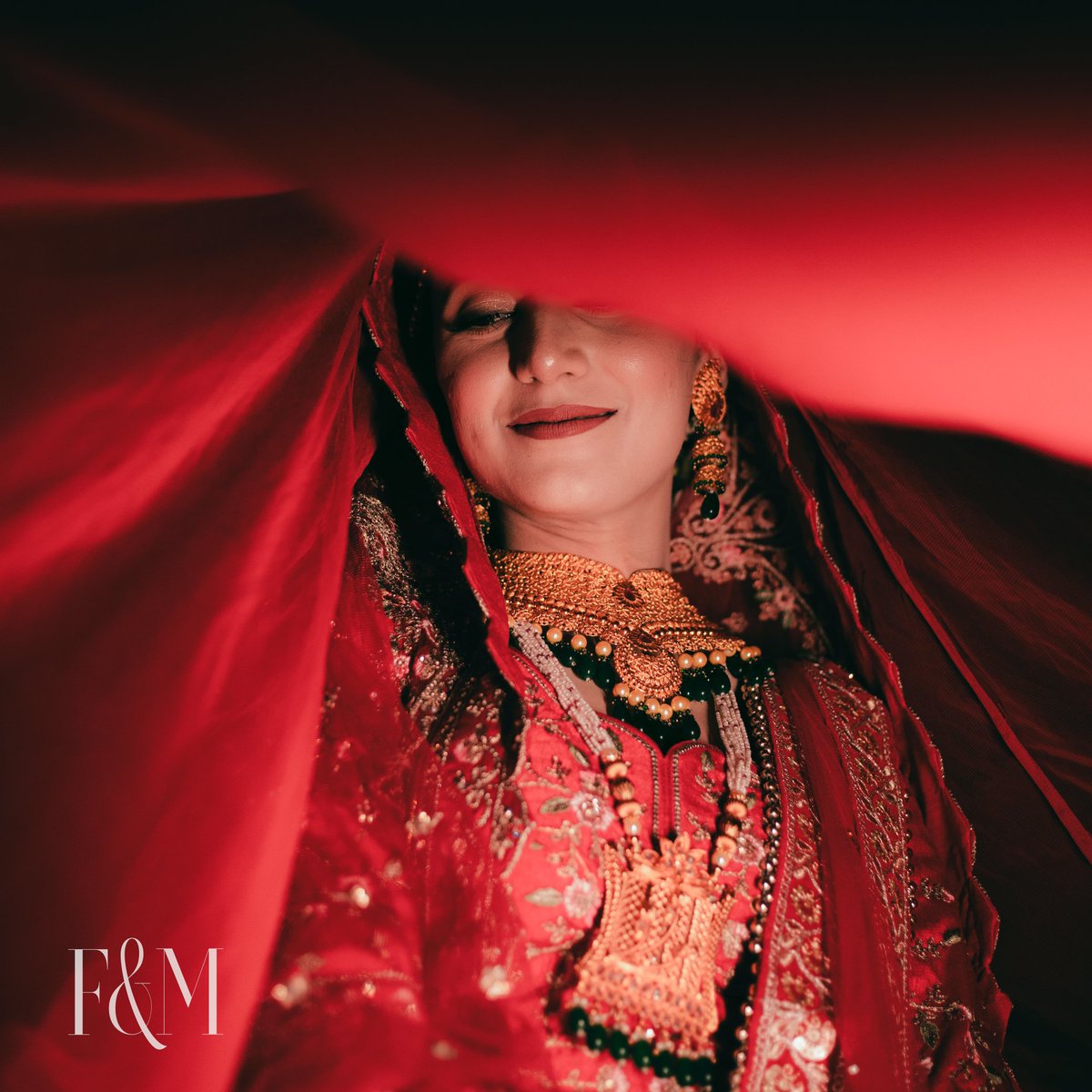 Frameandmotion's tweet photo. A day filled with dreams, smiles, and a love that will last a lifetime. 👰💫 #WeddingBliss #HappilyEverAfter @wani_iqtab

#Frameandmotion #brides #weddingdress #weddingday #bridalattire #bridemoment #weddingvibe #createwithcanon #f&amp;m #love #srinagar #kashmiriwedding #kashmir https://t.co/Rr6XfyhYAS