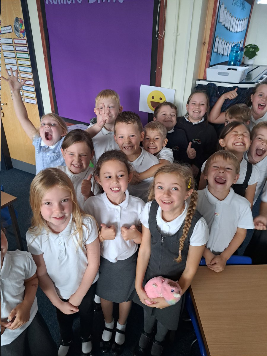 BarntonMrsD's tweet photo. Today, Y3 have been talking about their feelings in French. 
Luckily, we are all feeling happy. " ca va bien!" 🙂
@BarntonMissMc @BarntonMissR https://t.co/p4ByrIznqm