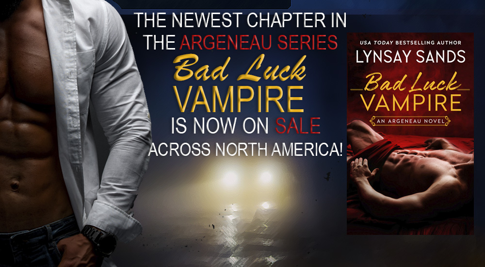 Lynsay_Sands's tweet photo. #BadLuckVampire is now out! 🥳
https://t.co/di3PTYOXV6
ALASDAIR’S UNCLES ARE DETERMINED TO HELP HIM WOO SOPHIE. UNFORTUNATELY, THESE ANCIENT WARRIORS ARE WILD CARDS & TEND TO ACT MORE LIKE UNCIVILIZED BARBARIANS THAN THE MODERN DAY ENFORCERS THEY’RE SUPPOSED TO BE...
#Argeneau https://t.co/4jkfrGVR0r