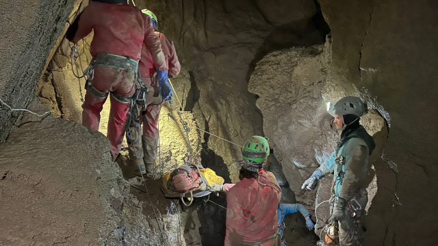 giornaleprociv's tweet photo. Speleologo salvato in #Turchia, il racconto del @cnsas_official 
➡️https://t.co/jp6RQ8YLw7
#Morca #grotta #protezionecivile https://t.co/g0q42yvTtd
