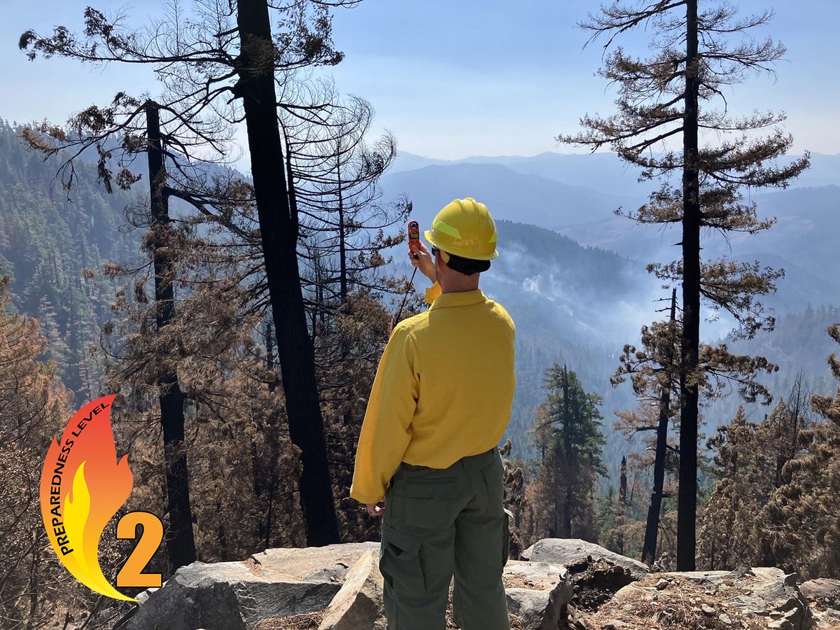 NIFC_Fire's tweet image. #NationalFireNews: Due to moderating fire weather conditions and favorable extended weather forecast across multiple Geographic Areas has resulted in an increase in the availability of many resources. The National #PreparednessLevel decreased to PL 2 effective today, Sept. 26.
