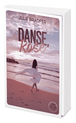 Babelio's tweet photo. @headfullofword une nouvelle critique de Danse, Rose  à lire sur Babelio : "Ce livre a tout bonnement été une incroyable lecture. Il m'a bouleversé du début à la fin. L'histoire est très touchante et les personnages sont attachants.
Rose m'a beaucoup tou… https://t.co/bEX1PPfa6e https://t.co/fjqiKU5ZqJ