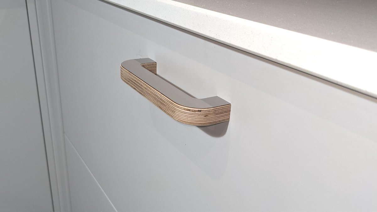 WEAMO_Interiors's tweet photo. Want to Bespoke your home furniture or kitchen, well it's a piece of cake with our Easy Handles. Give them a try they look and feel ever so good!!!

#kitchendesign #kitchen #bespoke #handles #handmade #osmo #plywood #otter #grey #interiordecor #interiordesigner https://t.co/czVgZCEuuf