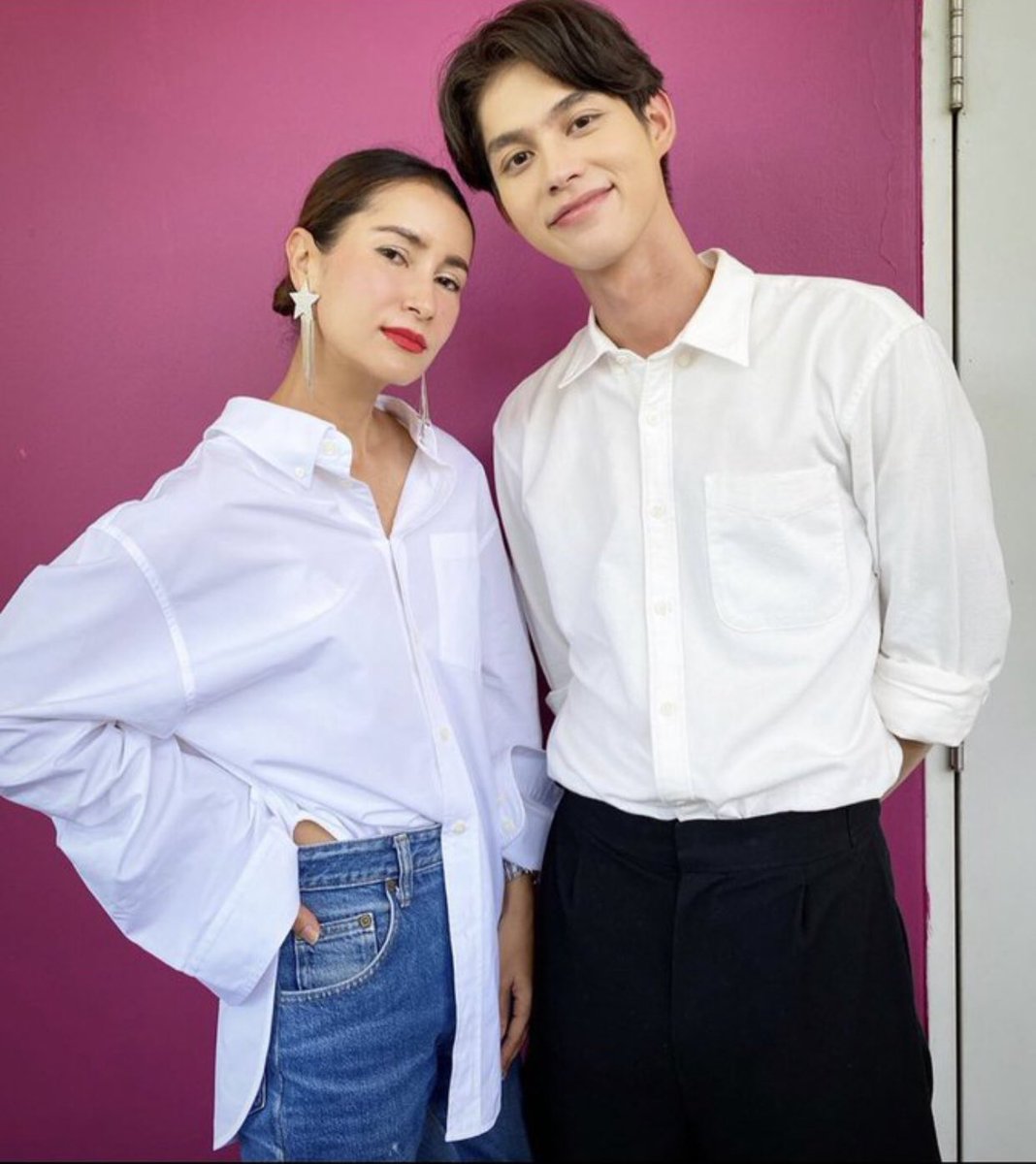 jjannevv91's tweet photo. เด็กหนุ่มนักศึกษาวันนั้น เจอกันวันนี้เป็นบิ๊กบอสแล้วววว 
น้องไบร์ทพี่แอนน่ารักมั่ก🥹

#Cloud9EntGrandOpeningParty
#Cloud9Ent #bbrightvc

            from this                               to this https://t.co/bc8BGbR2rI