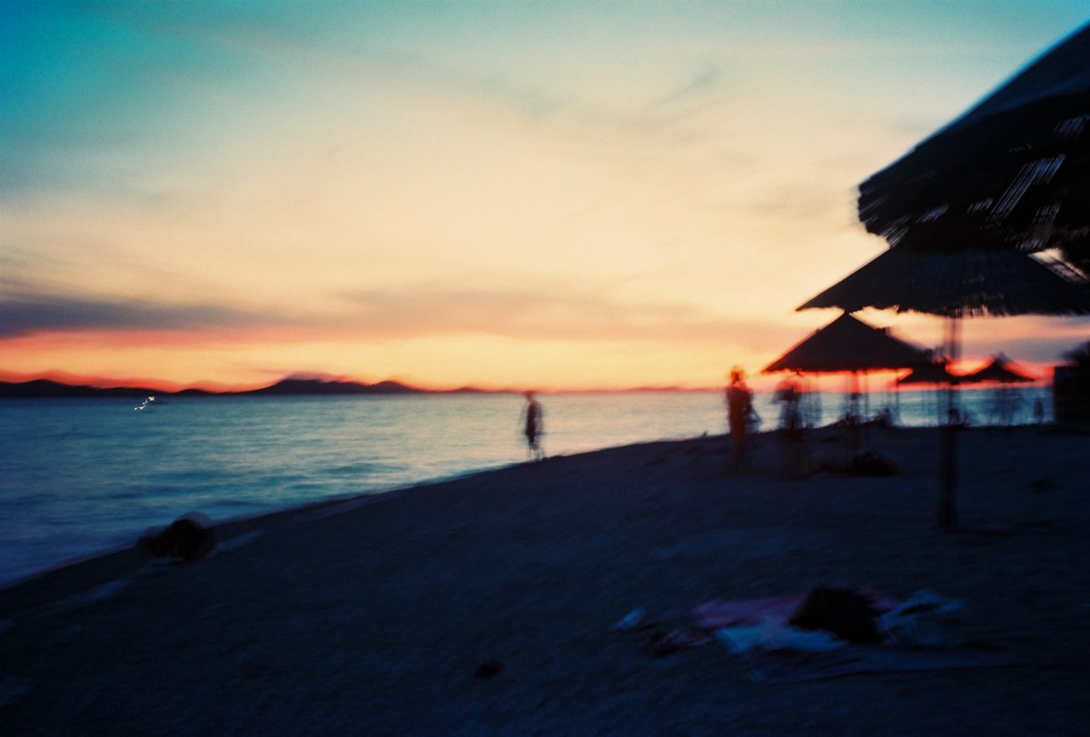 sheidajackson's tweet photo. Kolovare beach, shot on film https://t.co/PeApd5DRHo