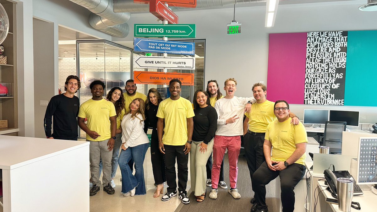congoclothingco's tweet photo. We teamed up with #Miami’s #Honeyquote on custom swag that embodies their vibrant culture and deep #Florida roots 🌴☀️
Our collaboration has already provided over 100 days of job-skills training for women in the Democratic Republic of Congo.
Join the #LookGoodDoGood movement! https://t.co/w2hkTqIV6C
