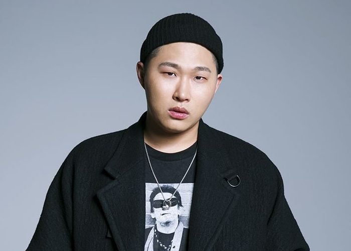seoul_therapy's tweet photo. [ NEWS ]

SWINGS announced through a video posted on his instagram, that he will temporarily step down from his position as CEO of Mine Field / AP. 

He also shares that in the meanwhile, he would completely focus on his music. 

#SWINGS #AP #MINEFIELD https://t.co/9osiUwdirO
