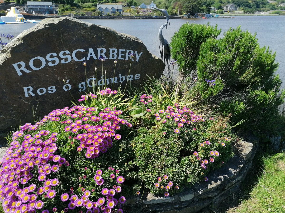 Happy #WorldTourismDay 2023!🌍

Discover the charm of our home: Rosscarbery #WestCork:  Beautiful beaches, natural beauty, culinary delights, outdoor adventures, rich history &amp; breathtaking sunsets.

Visit &amp; create unforgettable memories in this Irish gem 🇮🇪 #WorldTourismDay23