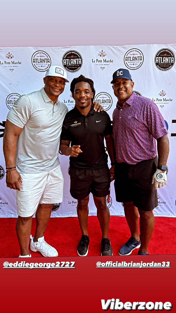 Viberzone21's tweet photo. @EddieGeorge2727  &amp; Brian Jordan 
#viberzone #nutrition https://t.co/YlLAKgwTuq