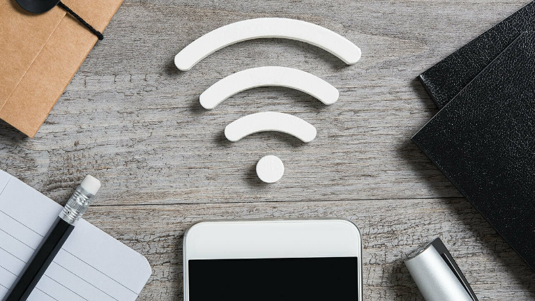 TrinityWW's tweet photo. Is your home internet down? Need to connect your laptop on the go? With a few taps, you can turn your smartphone into a source for internet that laptops, tablets, and other phones can use. https://t.co/3HmTpx5I9C https://t.co/cxqXOiXcw7
