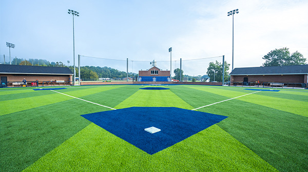 The new field is looking good! 
#ucumberlands #baseball #turf