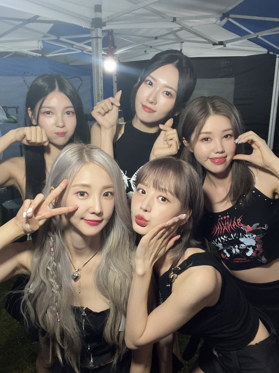 haeppi1011's tweet photo. we need another comeback!!

#hashtag #해시태그 https://t.co/vqyKXihjVE