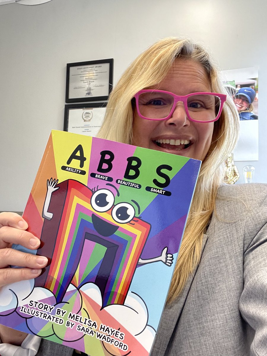 SMILELearning's tweet image. ⁦@MrsHayesfam⁩ I’m so excited for this book!! #xfactoredu