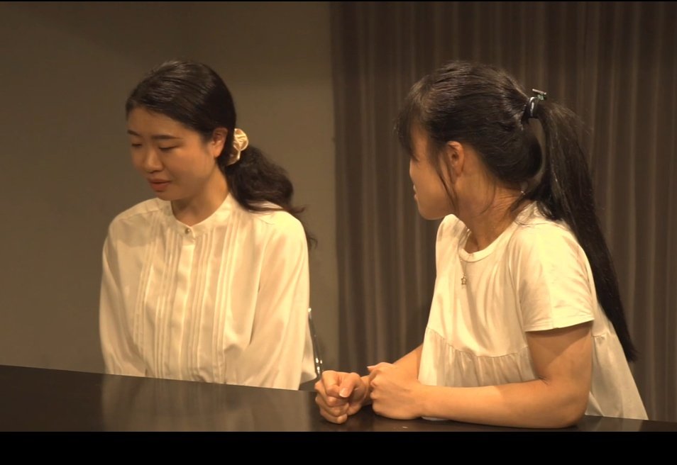 映像WS📹、参加させていただきました!!

初めて挑戦する役で新鮮でした✨
課題も多かったので、要研究です🔥
幅広い役を演じられるようになりたい!!