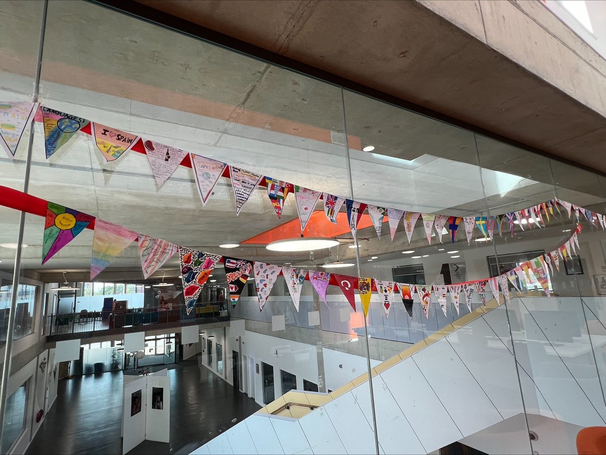Happy European Day of Languages!  Well done Year 7 for your amazing flags to help us to celebrate! Congratulations to our winners Naomi, Frankie, Dorottya, Gonzalo and Jess.<a href="/3RiversSurrey/">Three Rivers Academy</a>