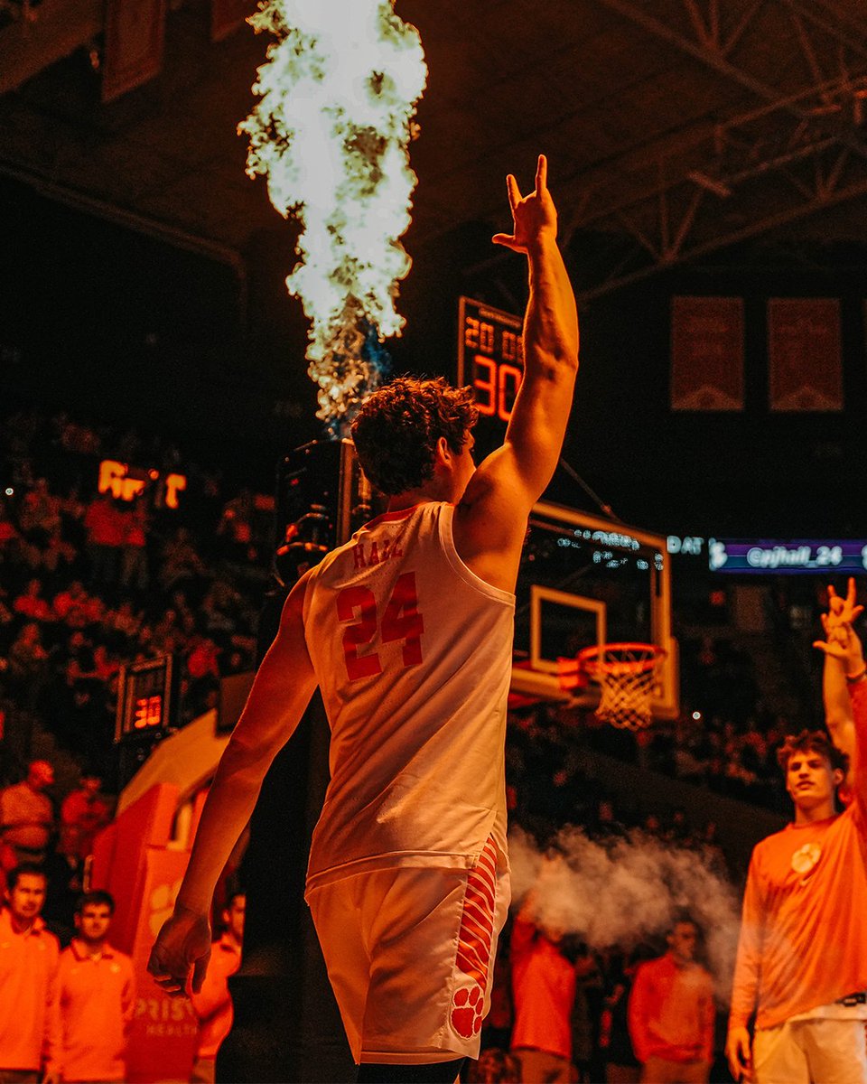 ClemsonMBB tweet picture