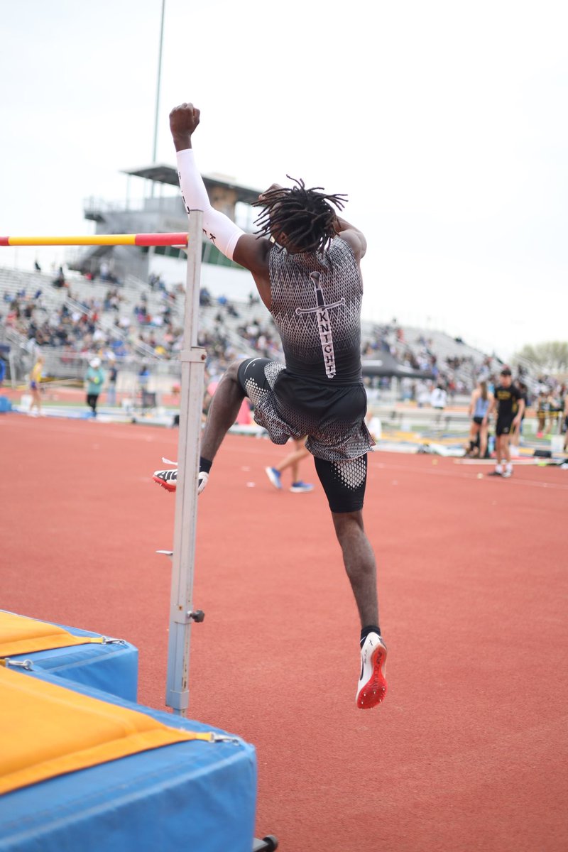 Kenneth Lott tweet media