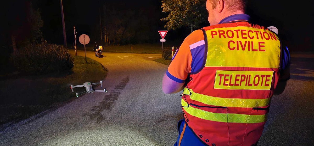 adpc67's tweet photo. Importants moyens déployés pour recherche de #Lina disparue samedi
Samedi fin d’apm à la dde @Gendarmerie_067, 23 bénévoles➕2 maître-chien ont entamé recherches appuyés par 1 drone avec caméra infrarouge
@adpc67 poursuit depuis participation aux opérations dirigées par Gendarmes https://t.co/e5TPQNyh5y