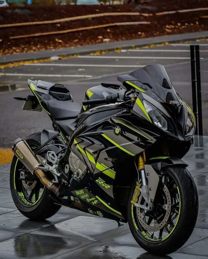 MoreMotorcycles's tweet photo. BMW https://t.co/fPKLZThL95