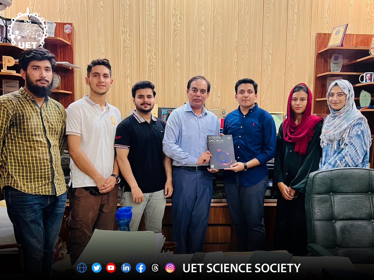 UET_SS's tweet photo. To give it a read visit the link below.
https://t.co/kDfb37DuFs
#sciencesociety #uet #uetss #science #scientist #scientific #sciencefacts #technology #education #magazine #engineering #research #ScientiaSpectrum #launch #launching #magazine35mm #magazines #universe #steM https://t.co/LSLhNu7IZO
