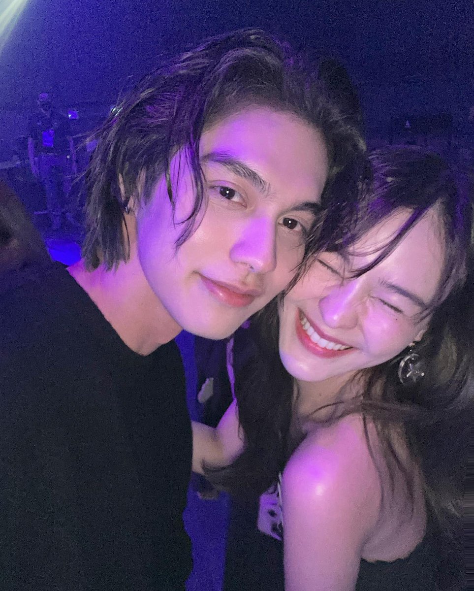 __opywpy__'s tweet photo. 🥹
cr. aom_sushar 

#Cloud9EntGrandOpeningParty
#Cloud9Ent 
#bbrightvc https://t.co/wxsnZFmNay