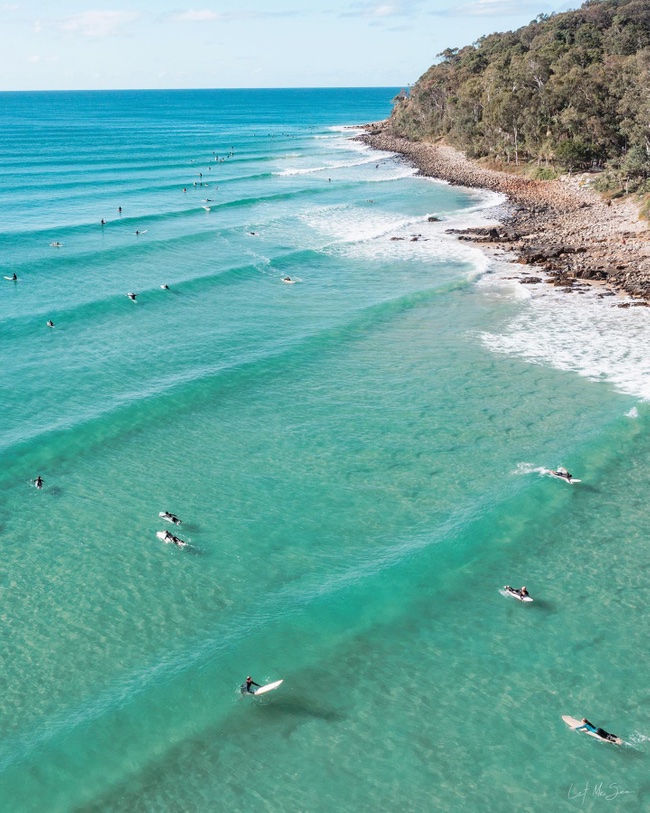 We can hear the waves! Noosa in Queensland by the talented Tracy Naughton (letmesea)